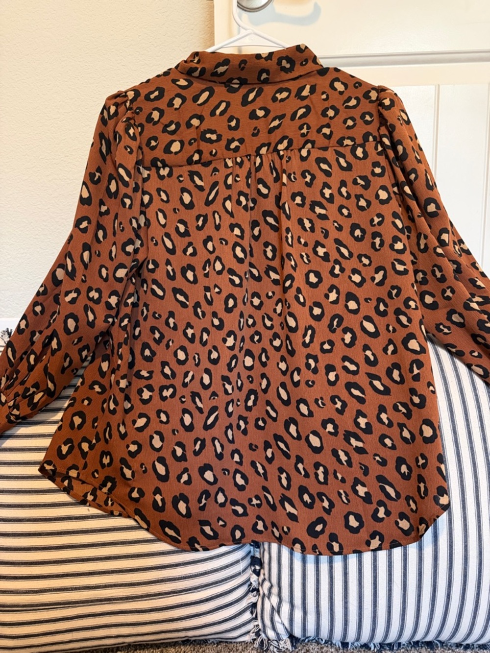 Ann Taylor Brown Leopard Print Button-Down Shirt - Picture 2 of 2